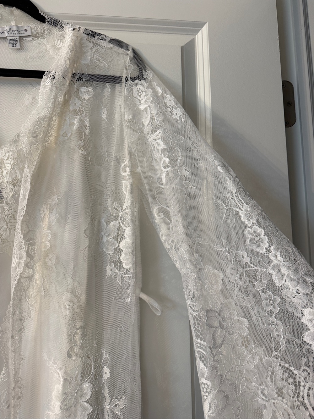 Marry Me Lace Robe - In Bloom by Jonquil - Picture 13 of 16